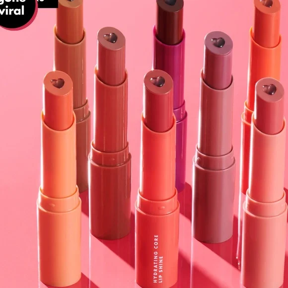 E.L.F. Hydrating Core Lip Shine in Giddy - Picture 7 of 7